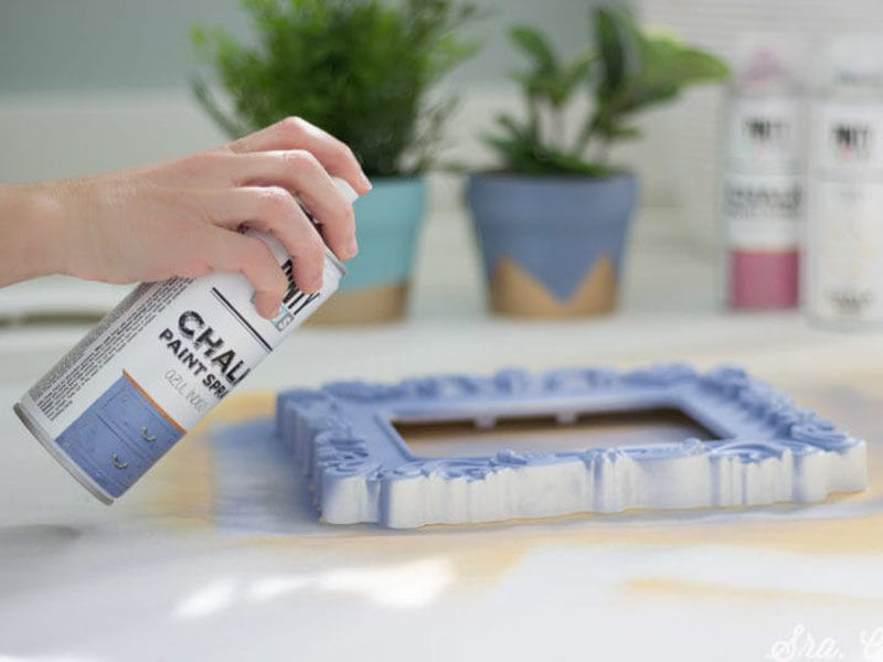 Chalk Finish Spray wodna farba kredowa do mebli w sprayu 400ml. Nowość w naszym sklepie. Propozycja farby kredowej od Novasol