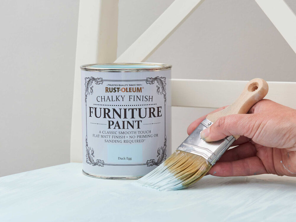 Farba kredowa do mebli Rust-Oleum Chalky Finish – matowa czy satynowa? Którą wybrać do renowacji mebli?